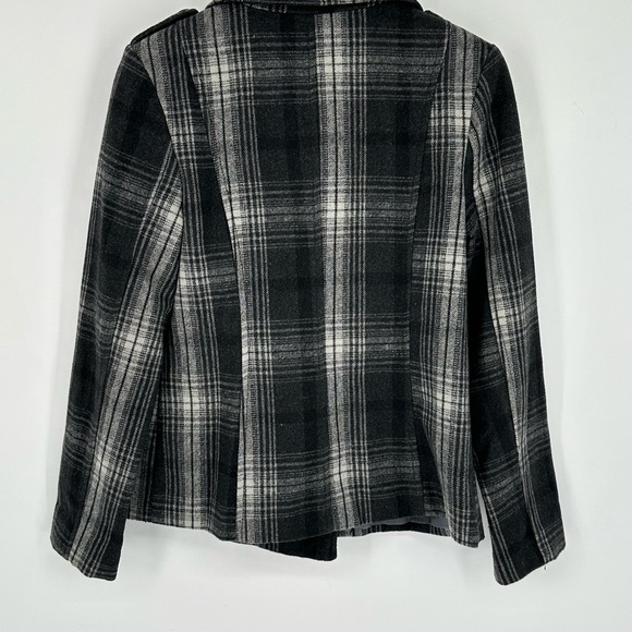 Old Navy Women’s Sz M Wool Blend Gray Plaid Double Breasted Jacket Pea Coat V1 - Picture 2 of 6